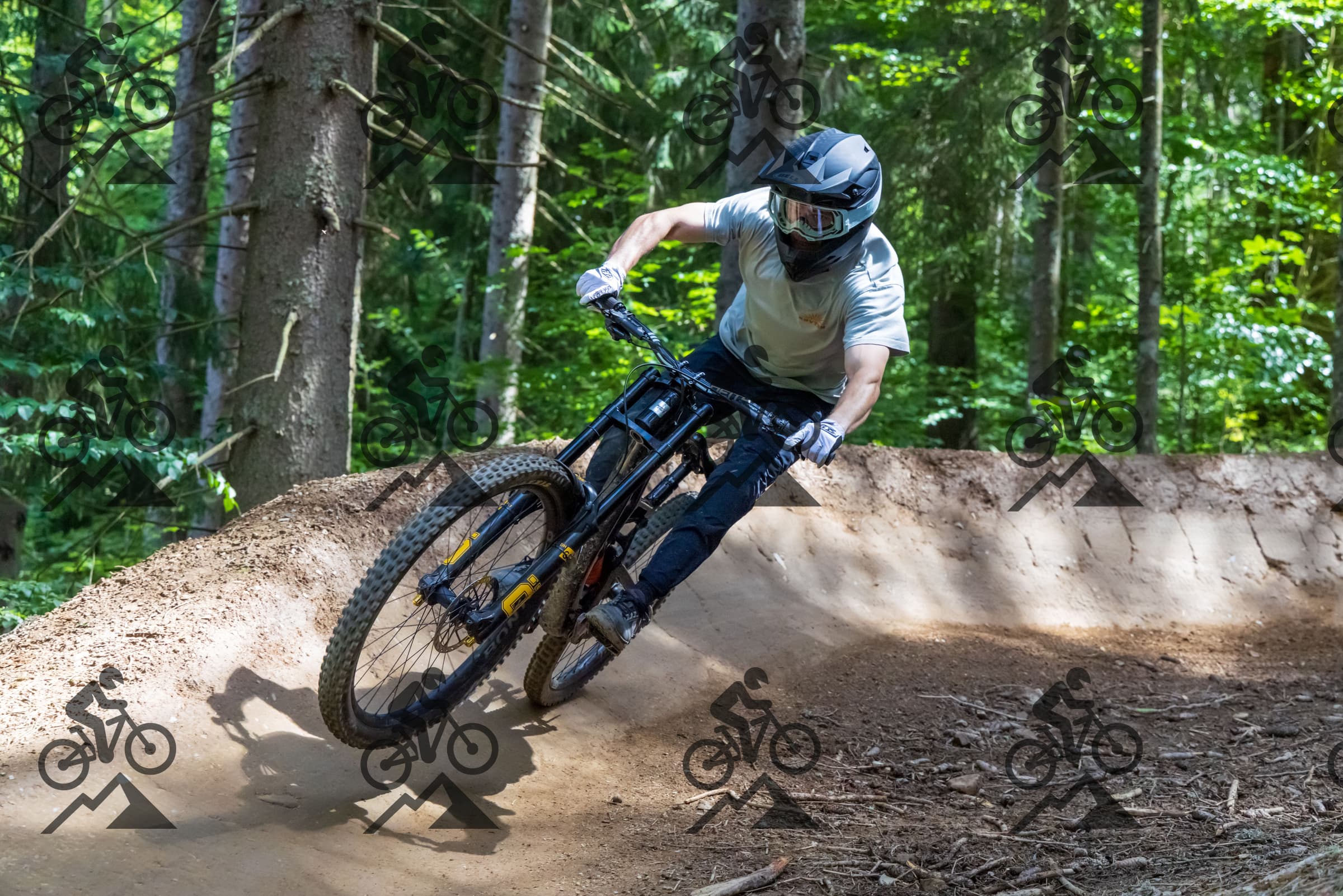 mountain bike photo at Morzine Bikepark