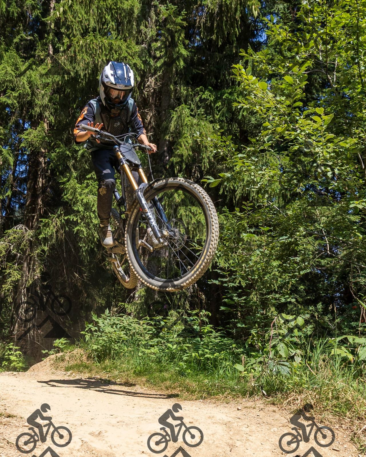 mountain bike photo at Les Gets Bike Park