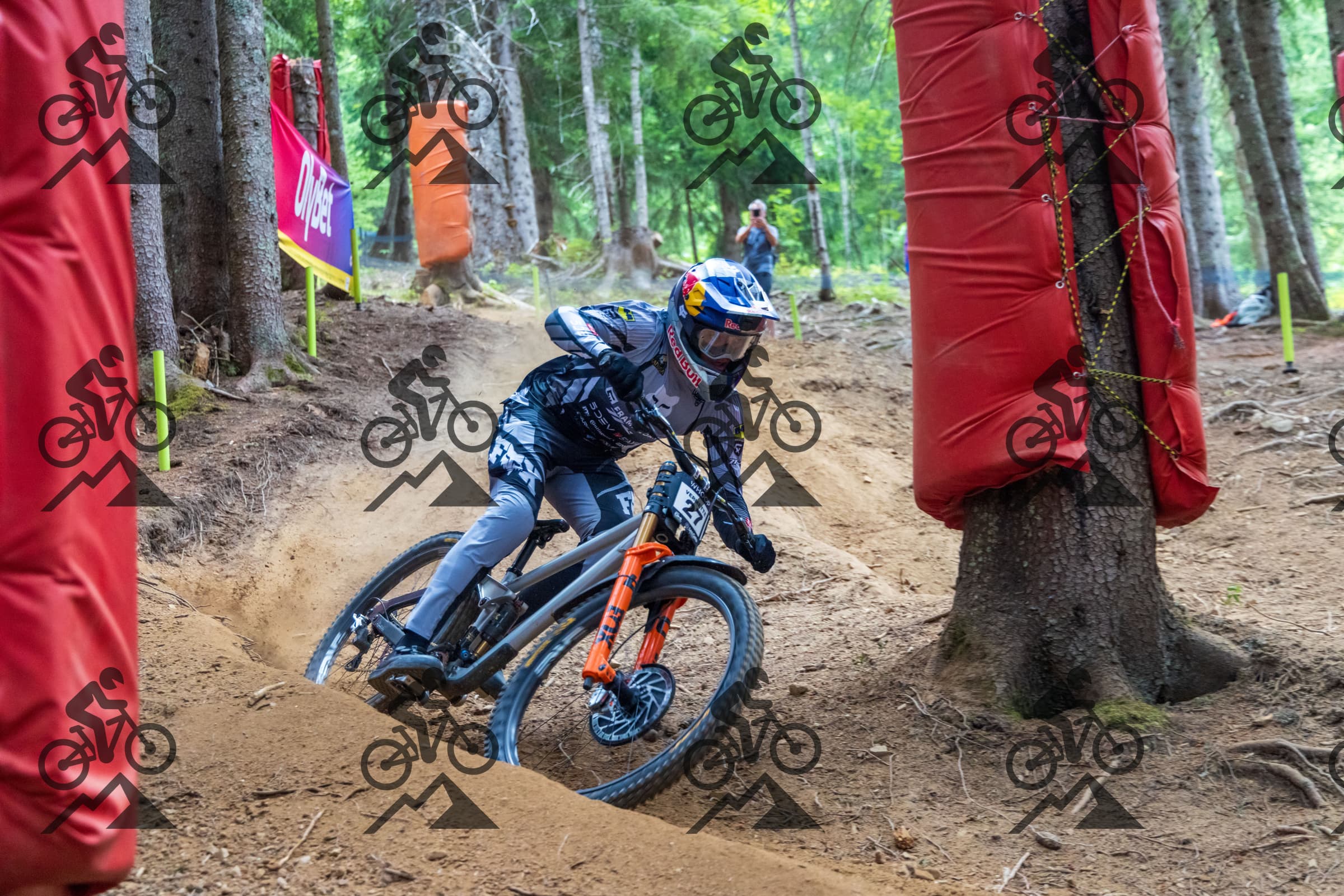 mountain bike photo at Les Gets Bike Park