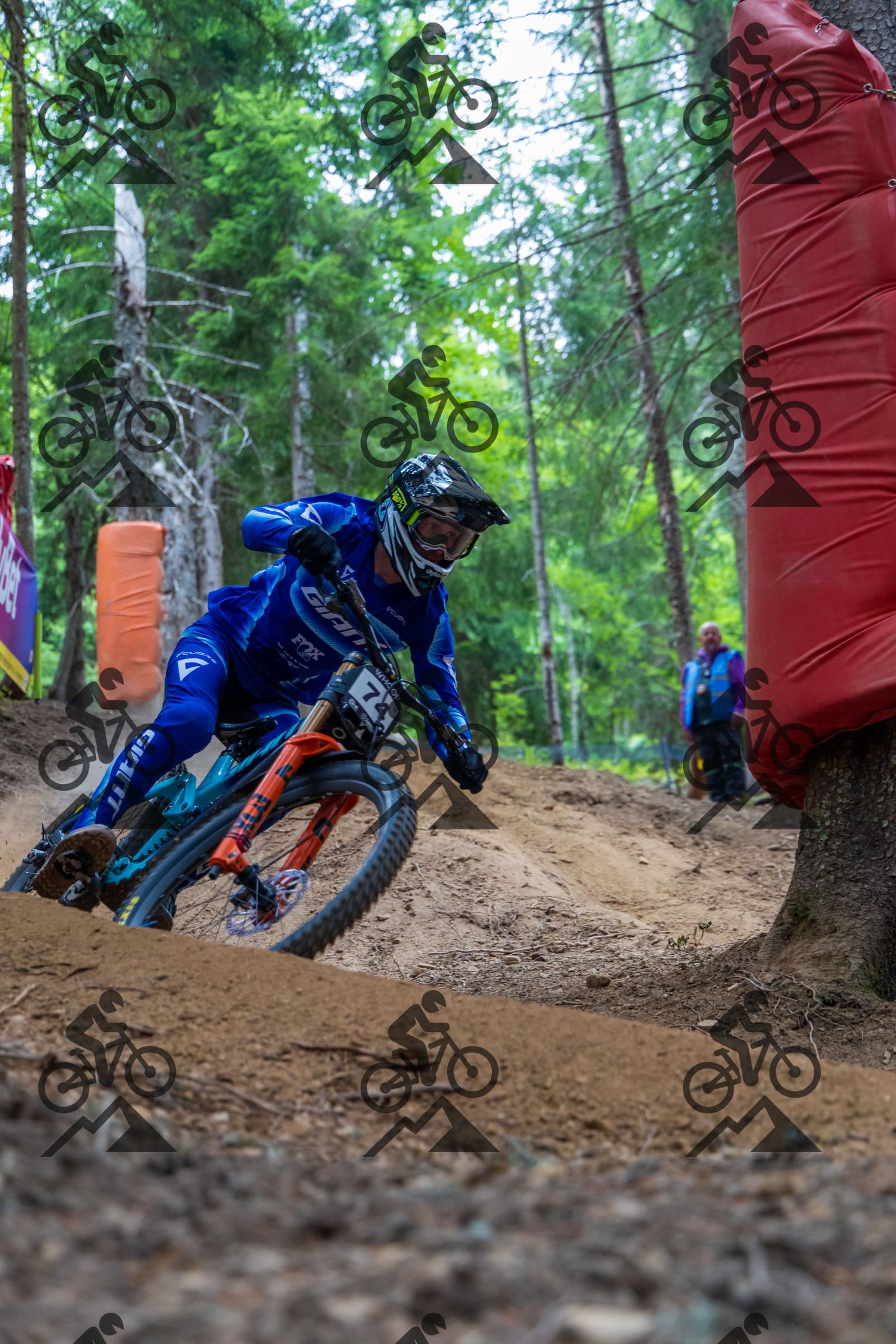 mountain bike photo at Les Gets Bike Park