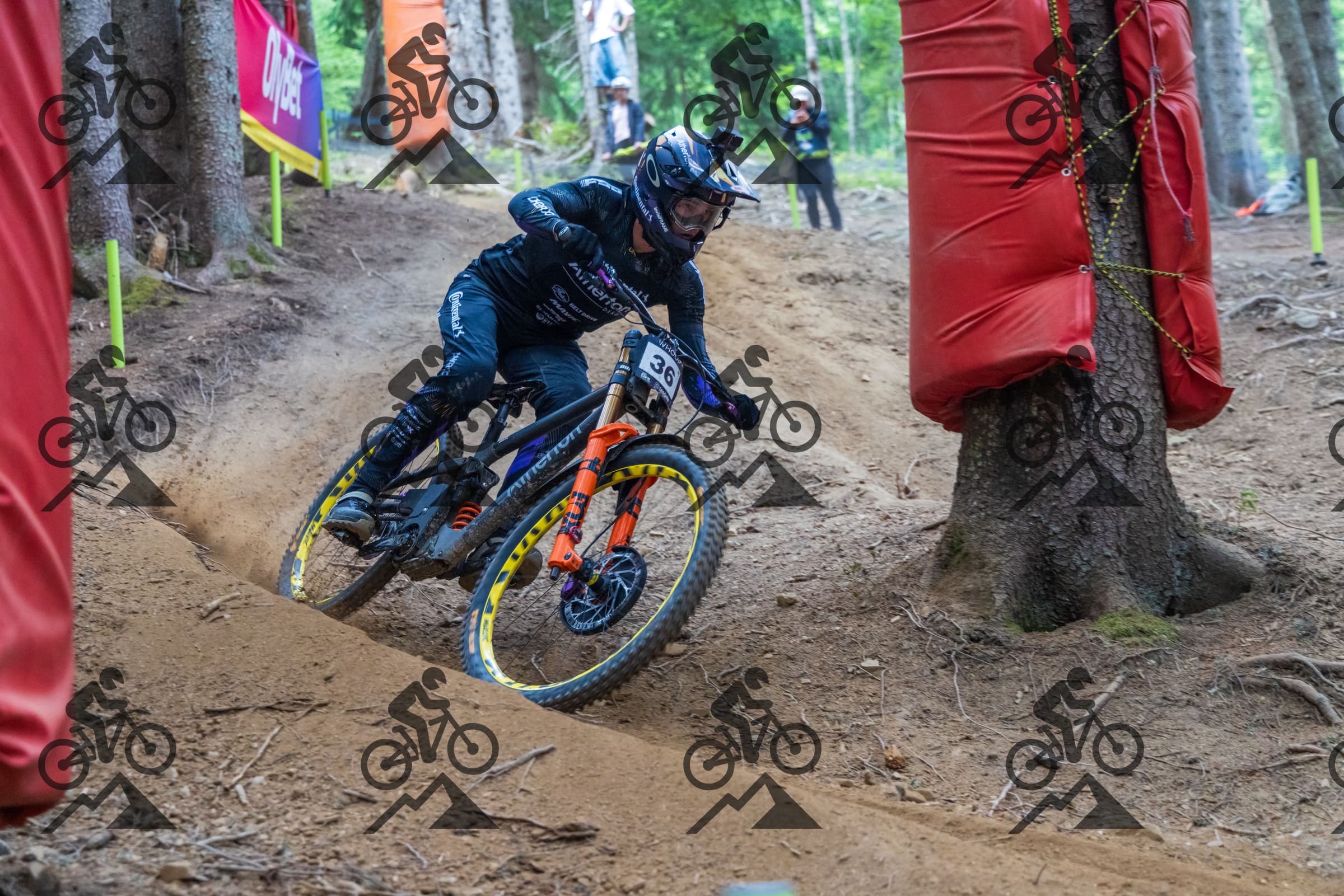 mountain bike photo at Les Gets Bike Park