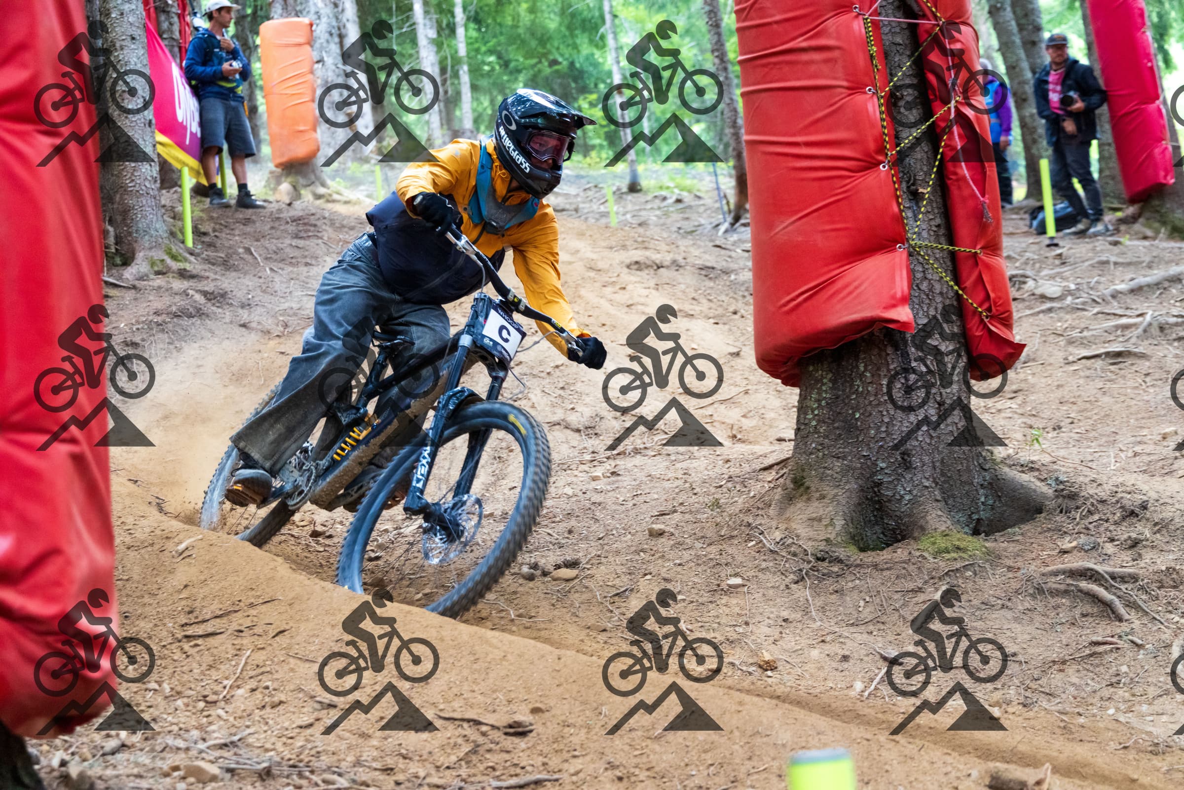 mountain bike photo at Les Gets Bike Park