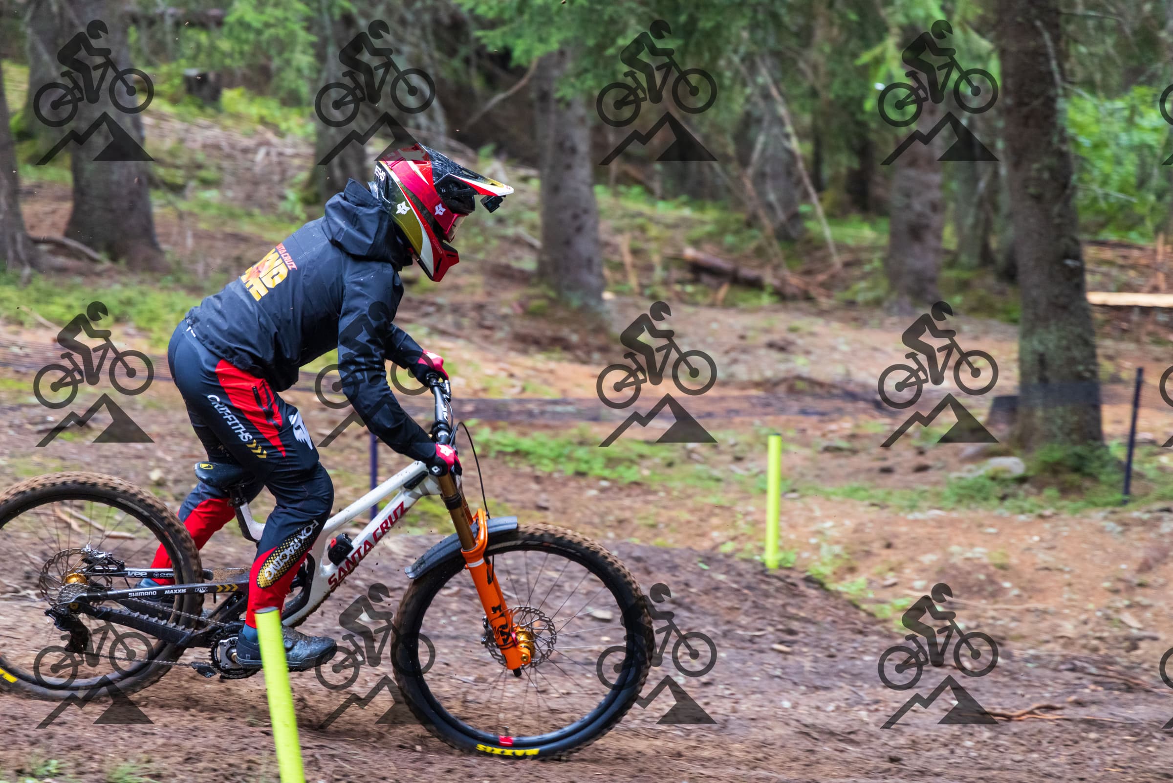 mountain bike photo at Les Gets Bike Park