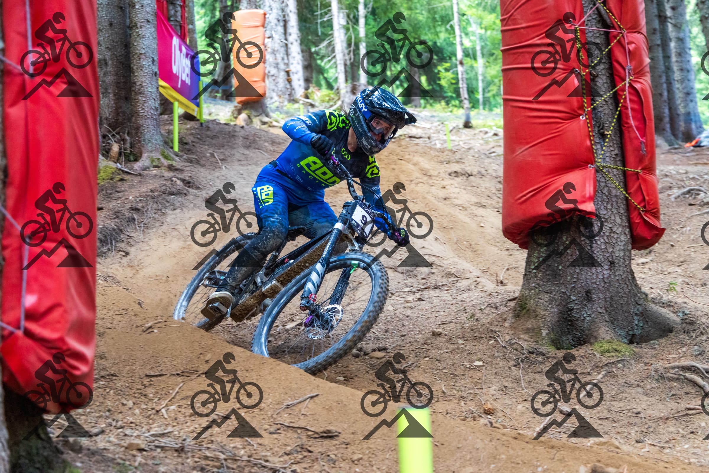 mountain bike photo at Les Gets Bike Park
