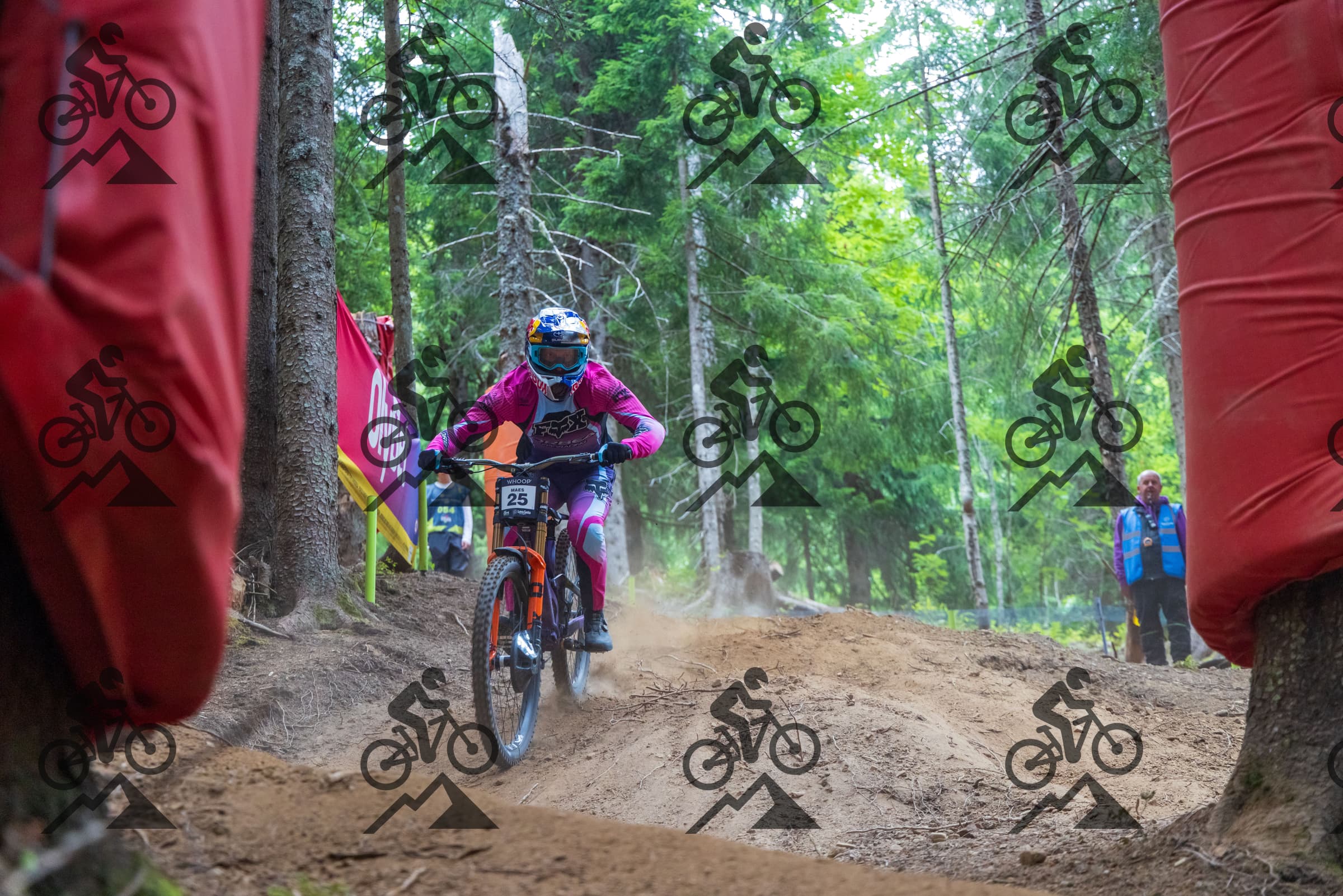 mountain bike photo at Les Gets Bike Park