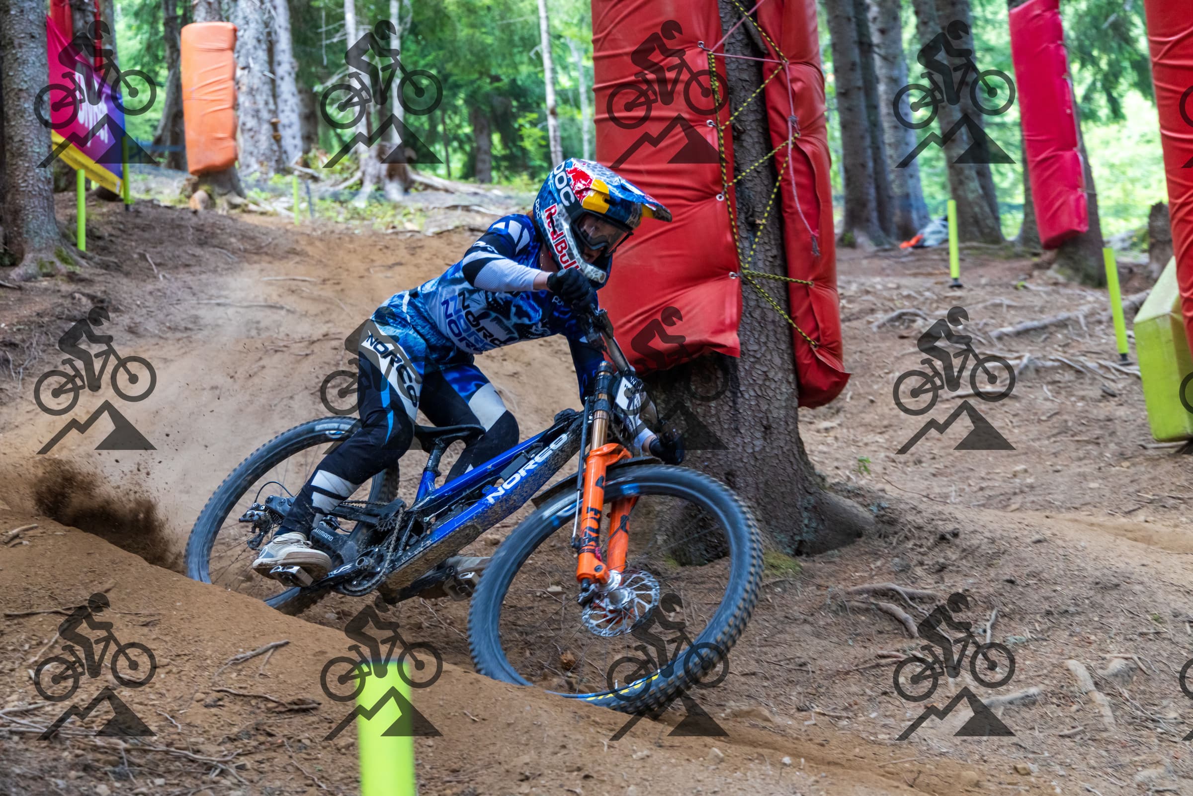 mountain bike photo at Les Gets Bike Park