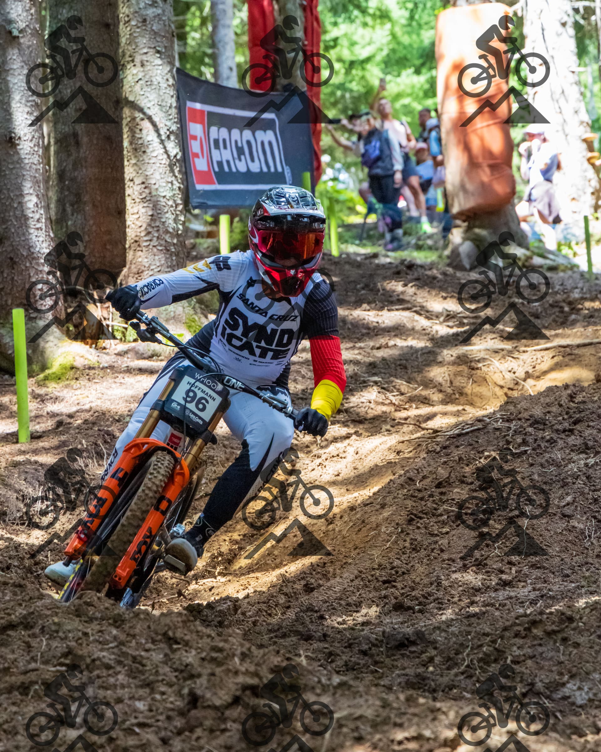 mountain bike photo at Les Gets Bike Park