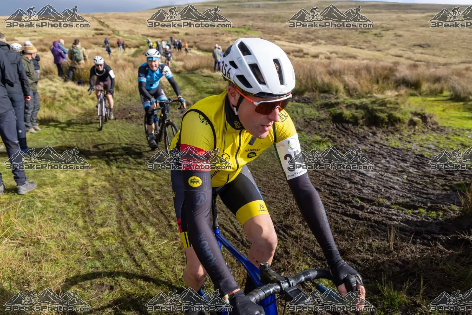 mountain bike photo at The Yorkshire Three Peaks