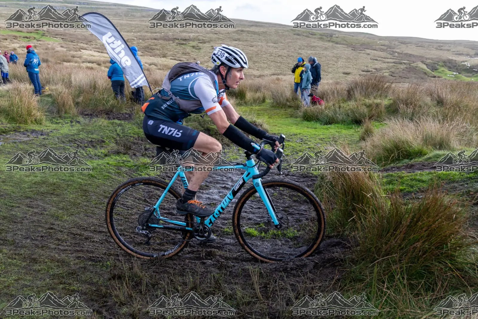 mountain bike photo at The Yorkshire Three Peaks