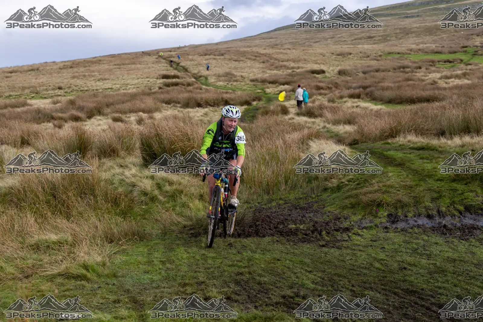 mountain bike photo at The Yorkshire Three Peaks